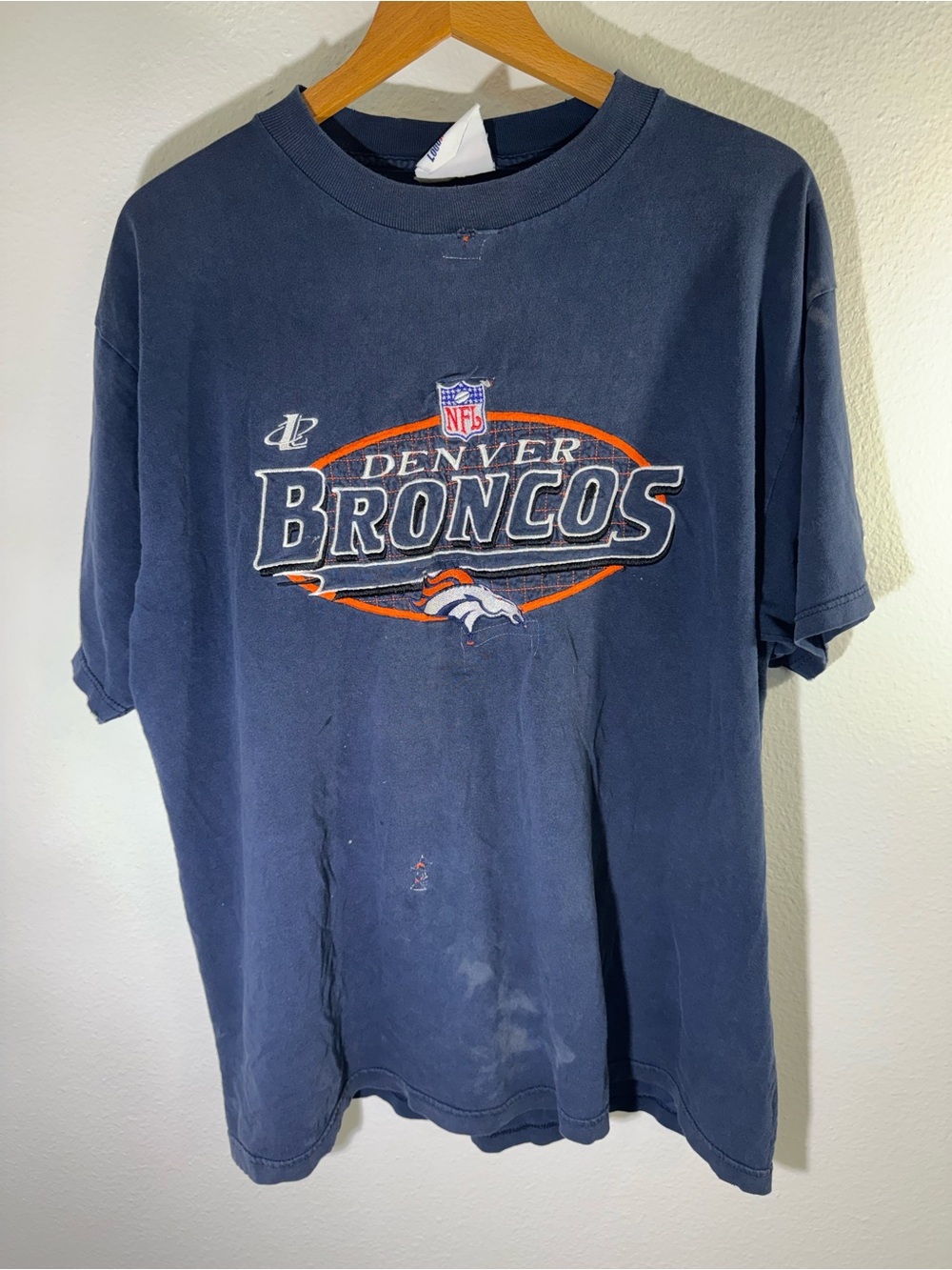 Vintage 90s Denver Broncos NFL T Shirt Logo Athletic Navy Blue Mens Large